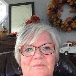 Meet your Posher, Suzette